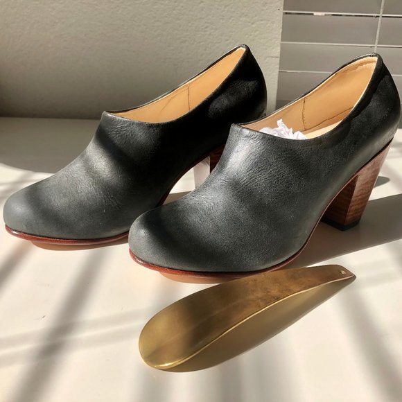 NEW Never Worn Nisolo Leather Ankle Booties - Picture 1 of 10